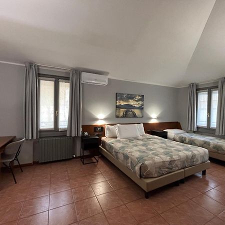 Villa Nasti Hotel Ristorante Canzo Luaran gambar