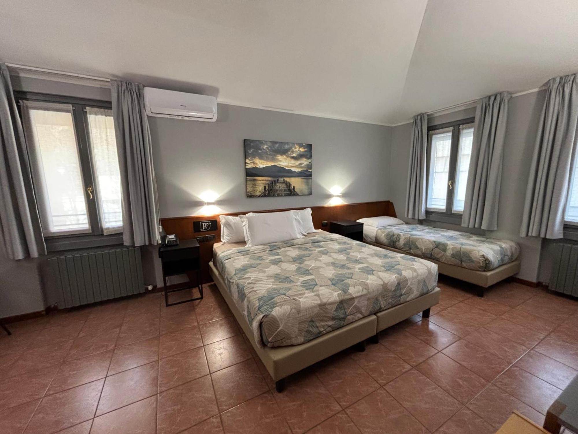 Villa Nasti Hotel Ristorante Canzo Luaran gambar